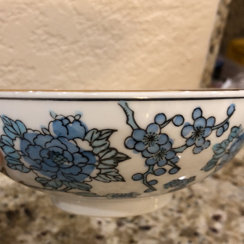 Japanese Gold Imari Hand-painted Porcelain Bowl - Picture 4 of 10